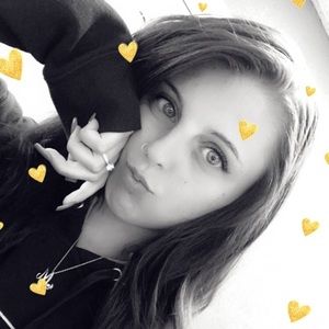 Meet your Posher, Monica